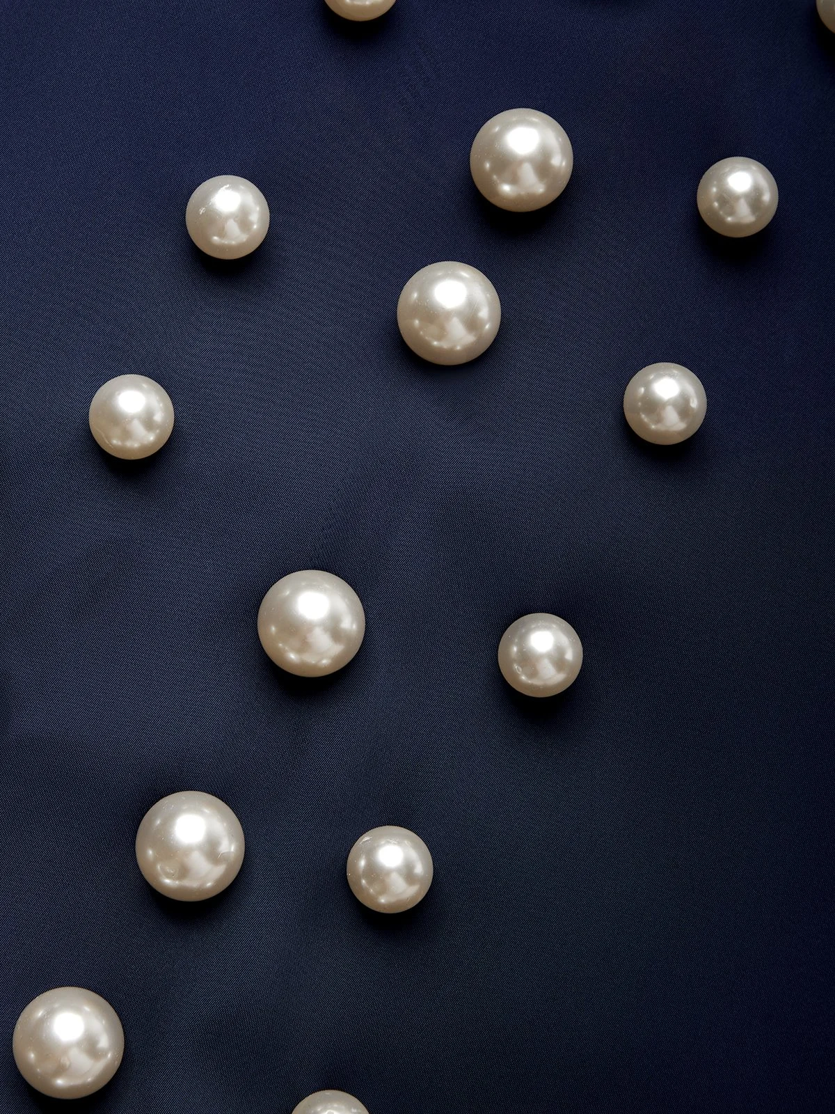 Satin Elegant Unifarben Nachgemachte Perlen Mock Neck Ballon-Ärmel Bluse