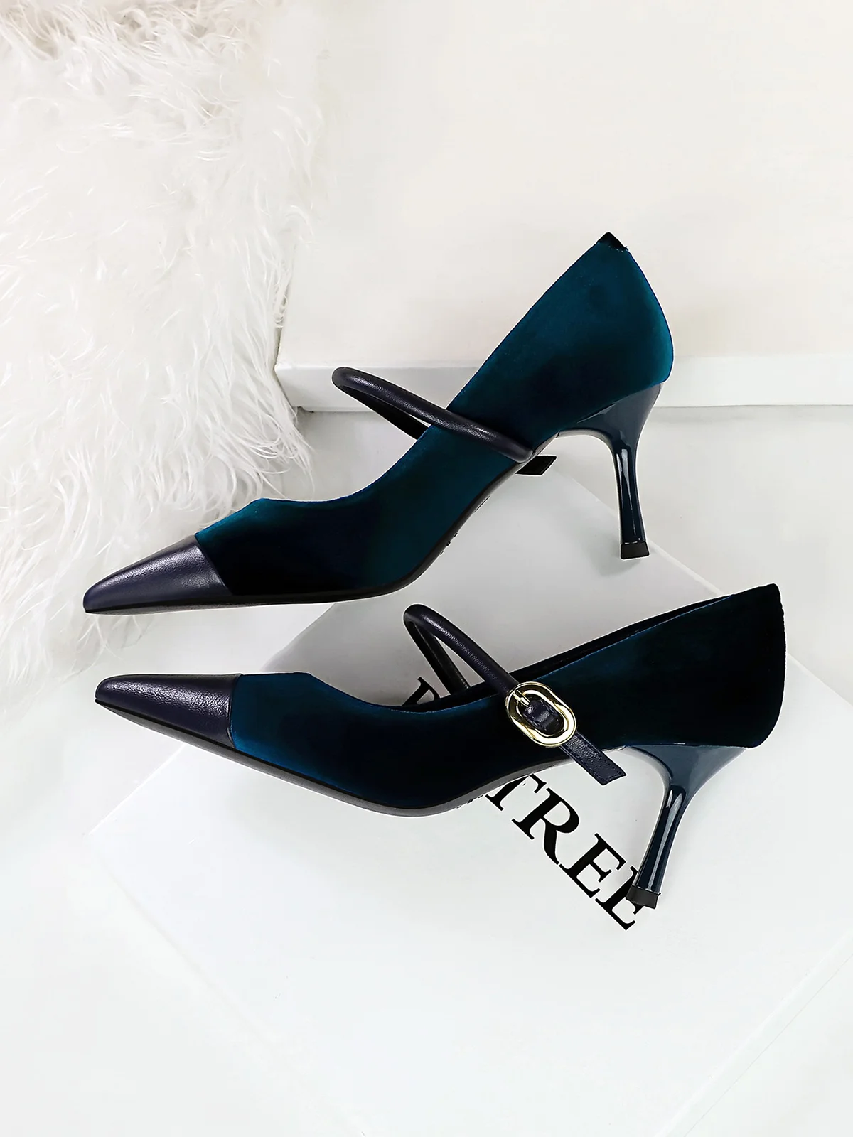 Elegant Samt Paneeliert Verstellbare Schnalle Mary Jane Pumps