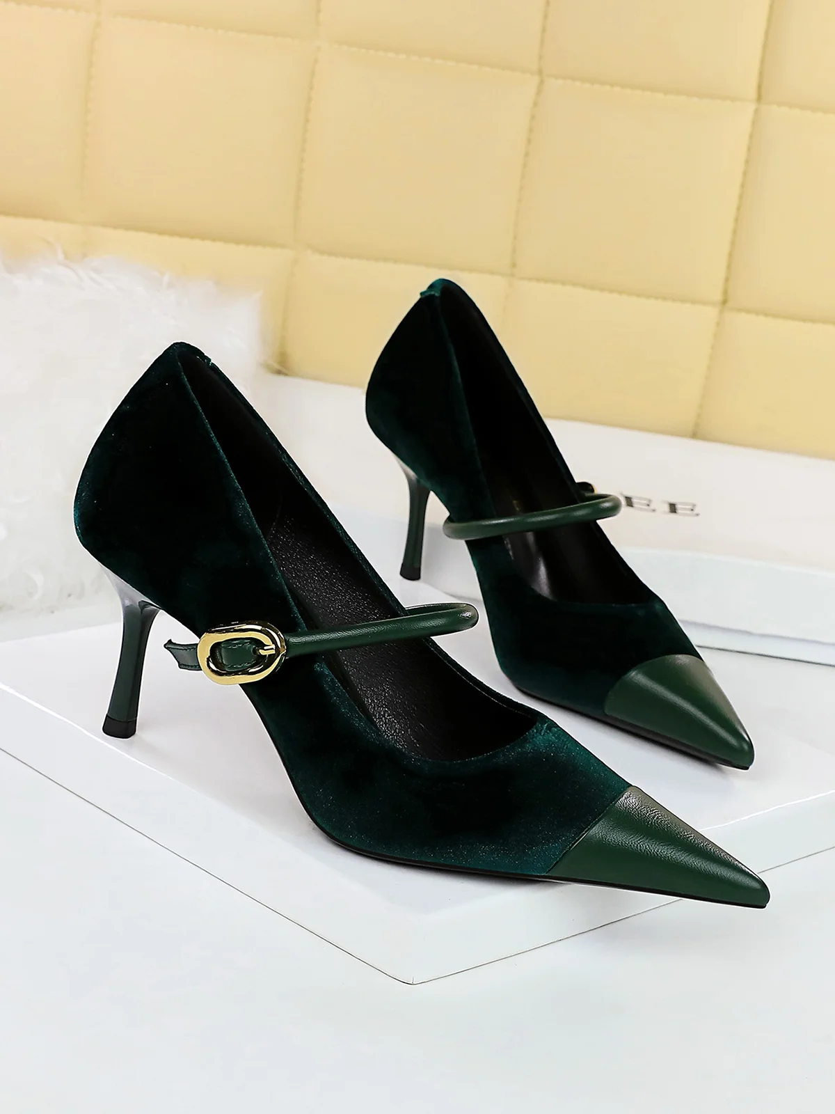 Elegant Samt Paneeliert Verstellbare Schnalle Mary Jane Pumps