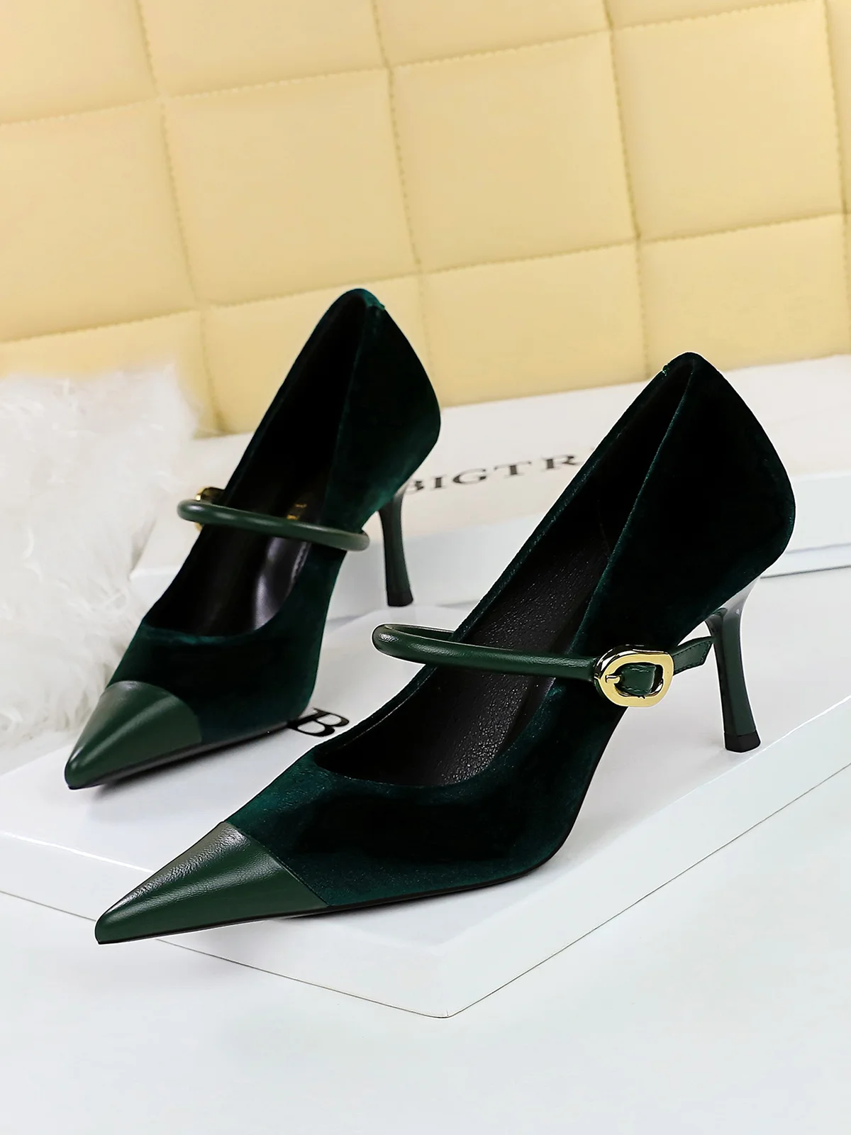 Elegant Samt Paneeliert Verstellbare Schnalle Mary Jane Pumps