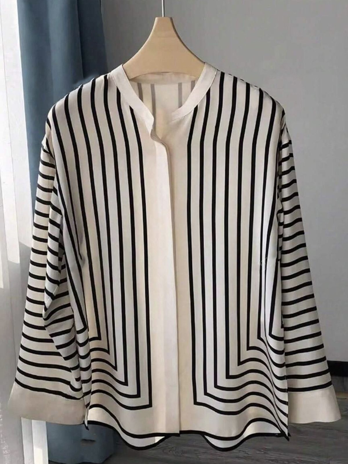 Urban Gestreift Print Bell-Ärmel Bluse