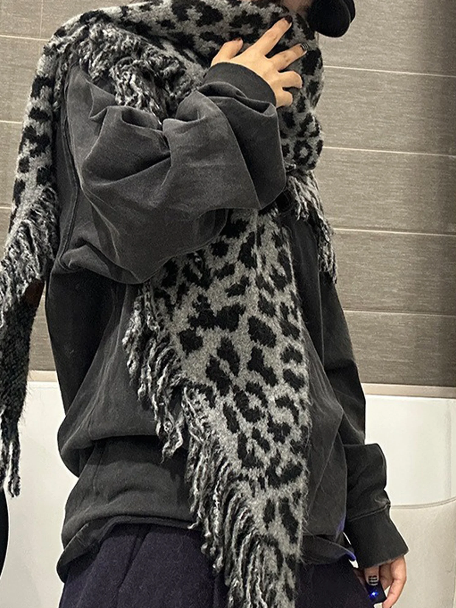 Täglich Wolle Tierdruck Schal