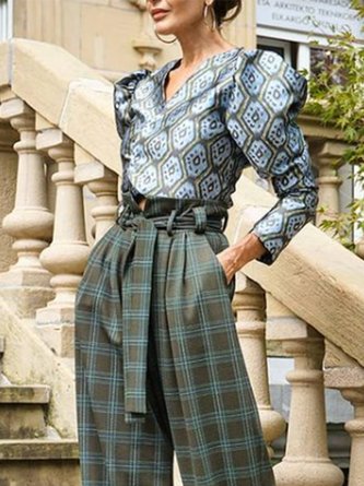 Dame Langarm V-Ausschnitt Regelmäßige Passform Bluse