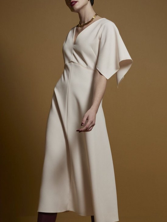 Midi Unifarben Elegant V-Ausschnitt Regelmäßige Passform Kleid