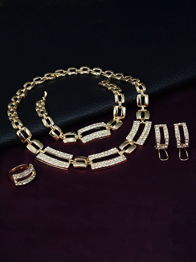 Halskette Ring Ohrringe Armband  Schmuck Sets