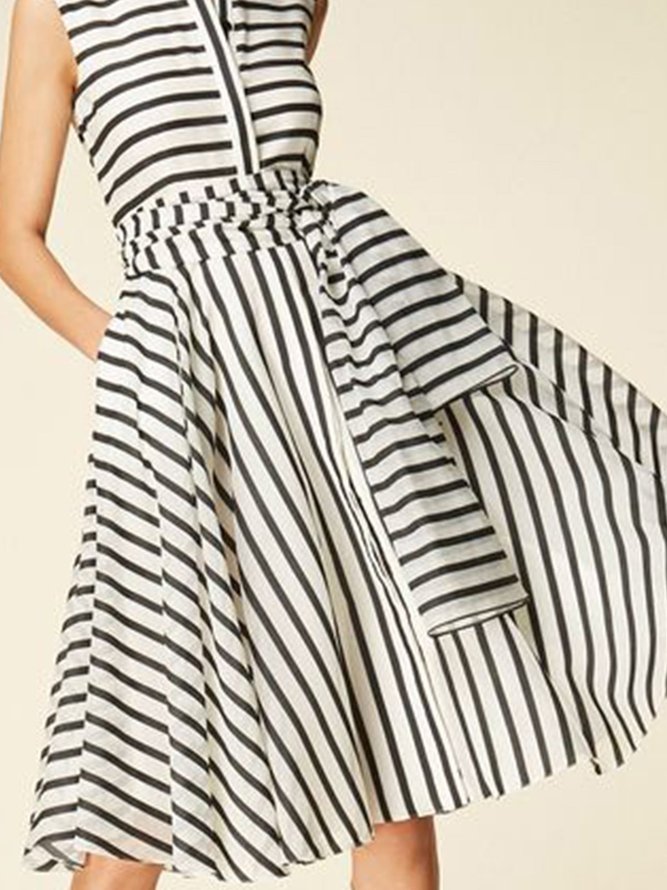 Streifen A-Linien Ärmelloses Kleid mit Taschen